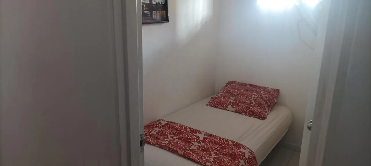 Hea Hospedaje Cerca Al Estadio Y La 70 Hotel Medellin